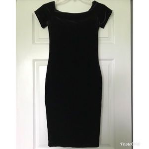 Black Faux velvet bodycon dress